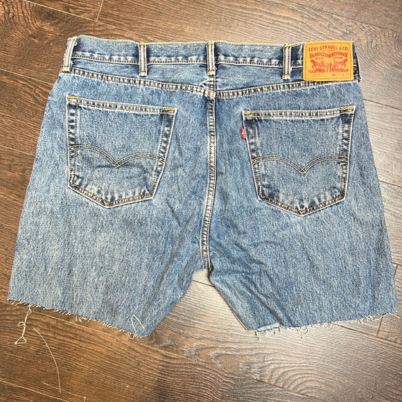 LEVIS 505s - Picture 2 of 4